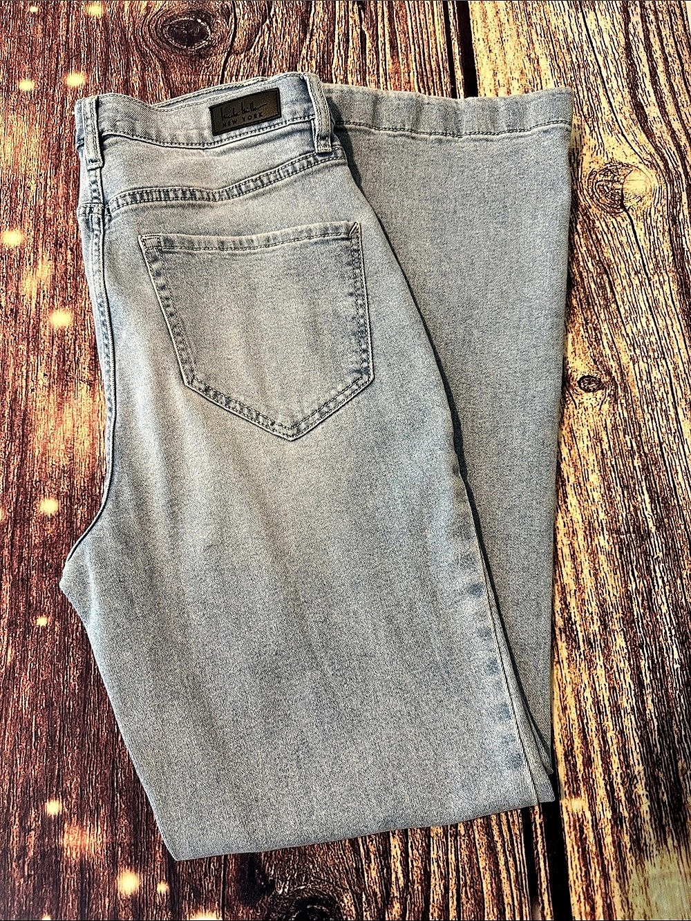 Nicole Miller New York High Rise Super High Rise Flare Jeans in Blue Size 10